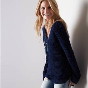 XL AMERICAN EAGLE Navy Blue V-Neck Jegging Sweater